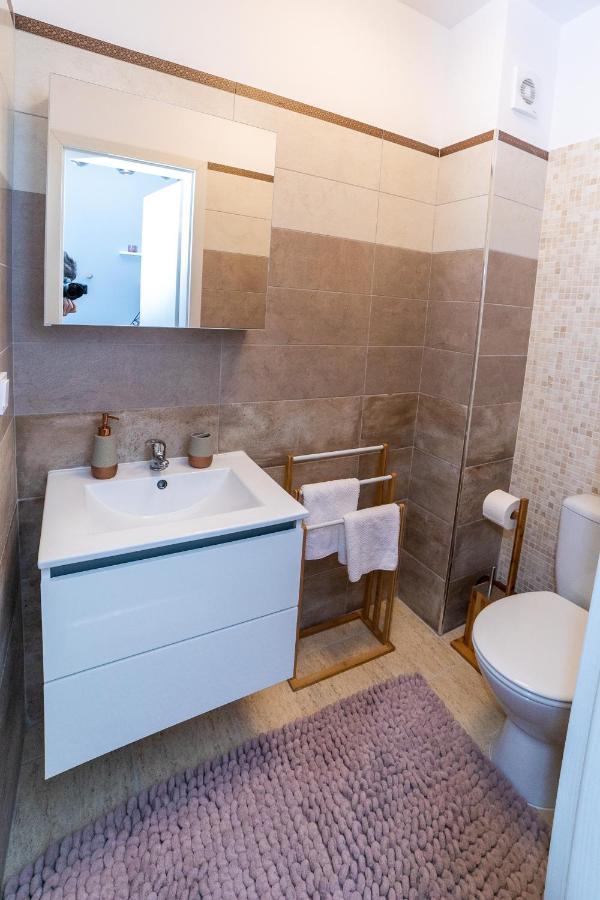 Appartement Apartament Luxury Miruna à Rîşnov Extérieur photo